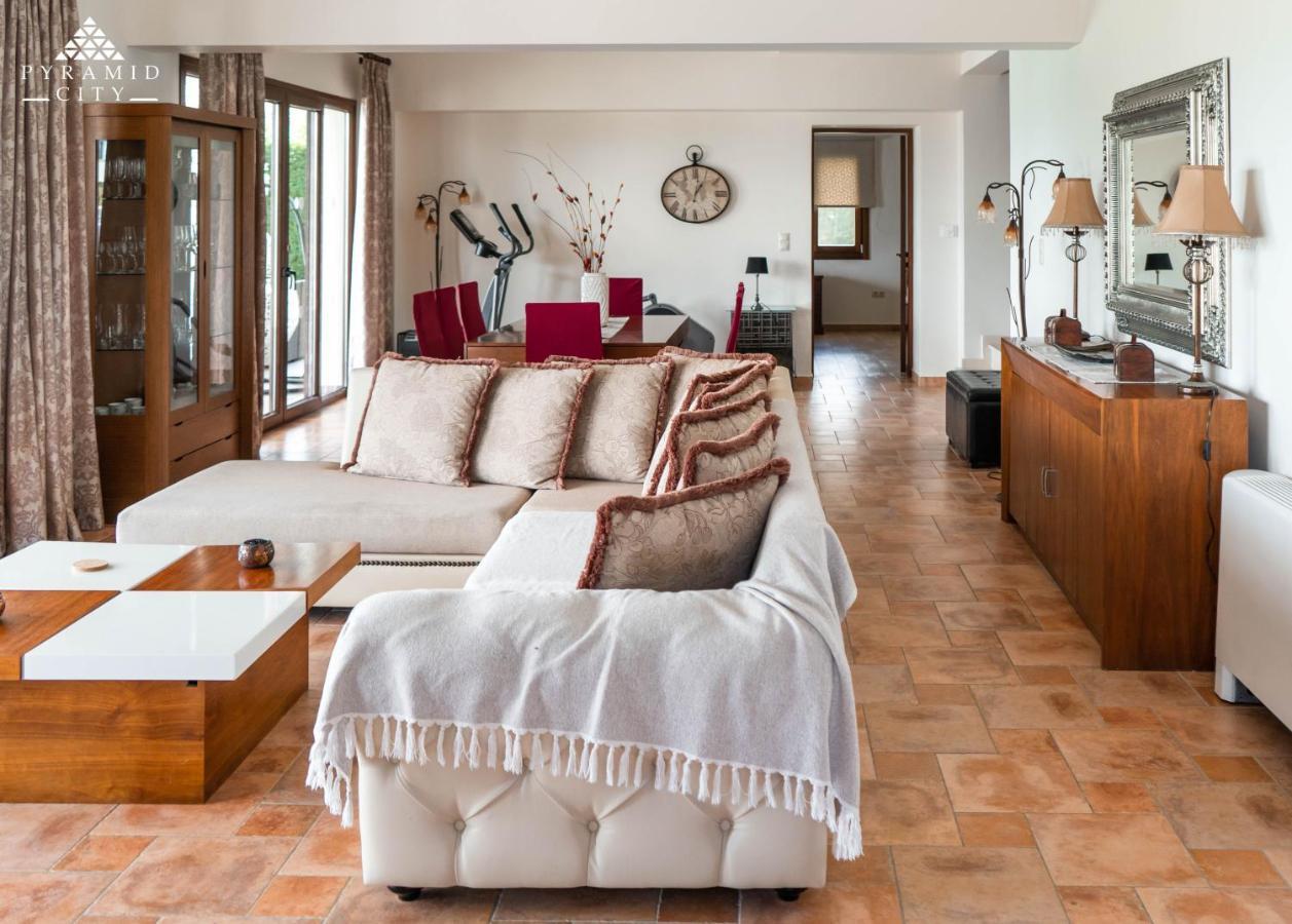 Luxury Villa Hera - Beachfront 罗达 外观 照片